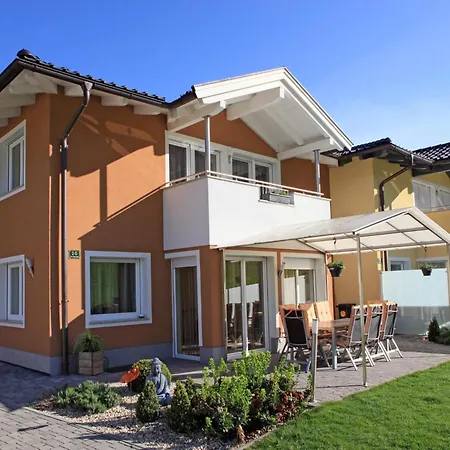 Gartentraum Holiday home *
